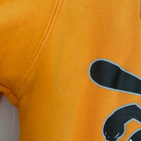 Vintage Tokyo Disney Resort Limited Oswald Sweatshirt sweater yellow M VTG - Picture 5 of 8